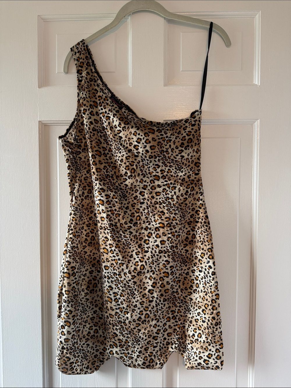 Cavewoman Costume Flintstone Leopard Print One-Shoulder Slip Dress Tan & Black
